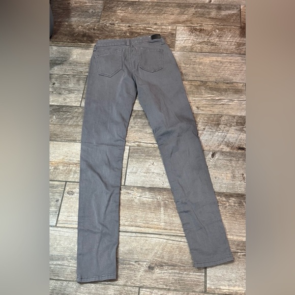 Jeans​ - Picture 6 of 7